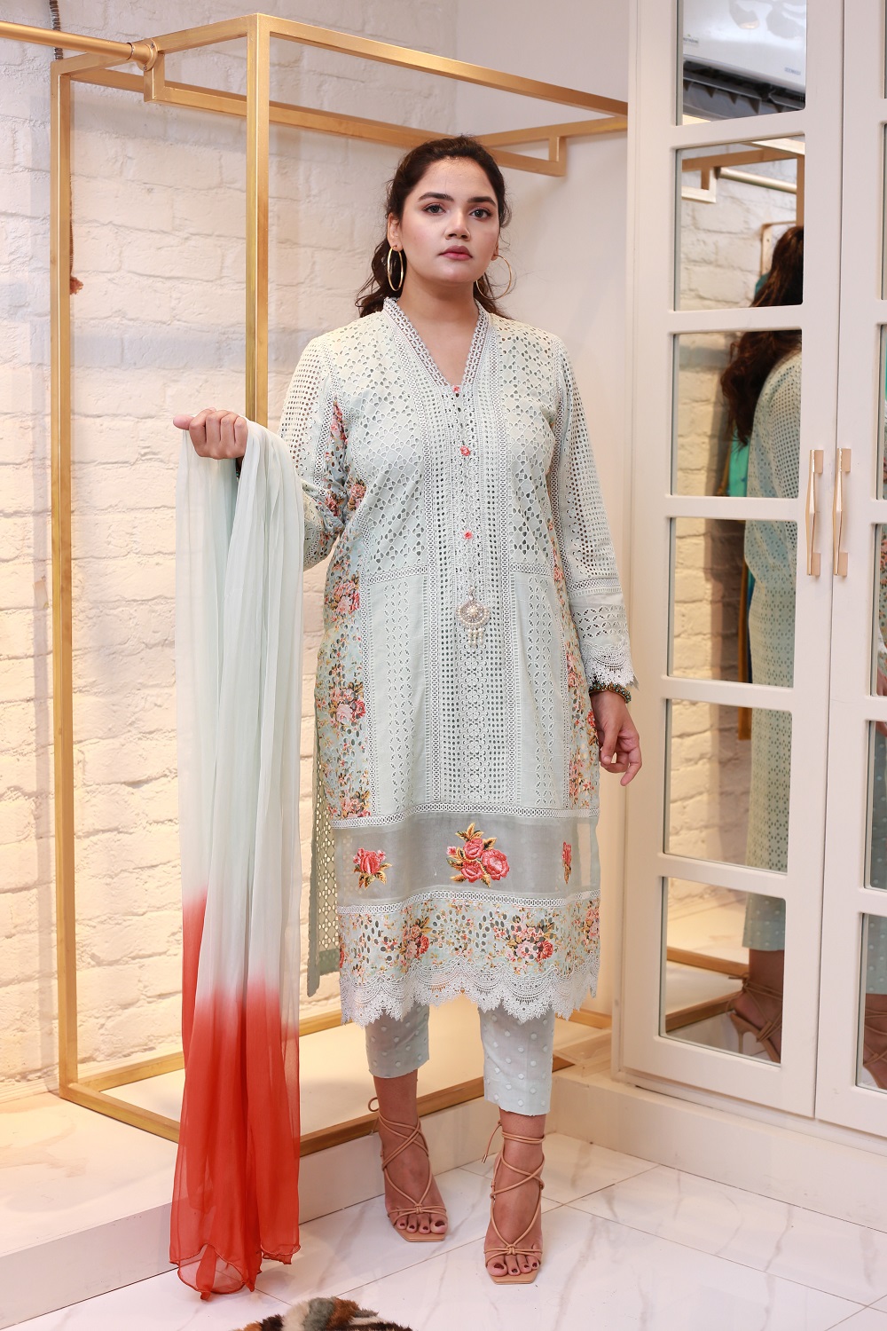 Syah Pret Embroidered Net 3 Piece Suit Est-019 Zehra main image 1